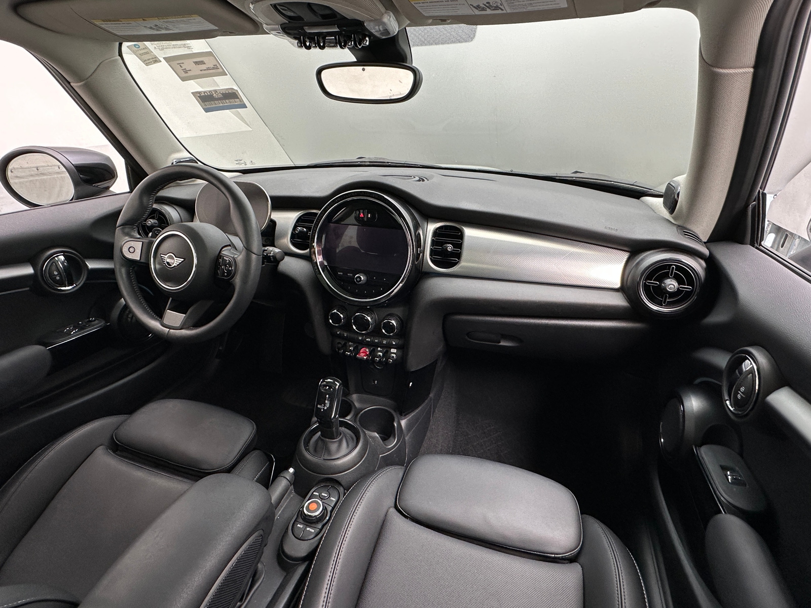 Thumbnail: 2022 MINI Cooper Hardtop - 2