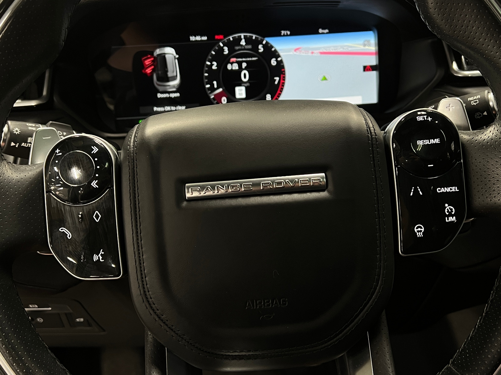 Thumbnail: 2018 Land Rover Range Rover Velar - 4