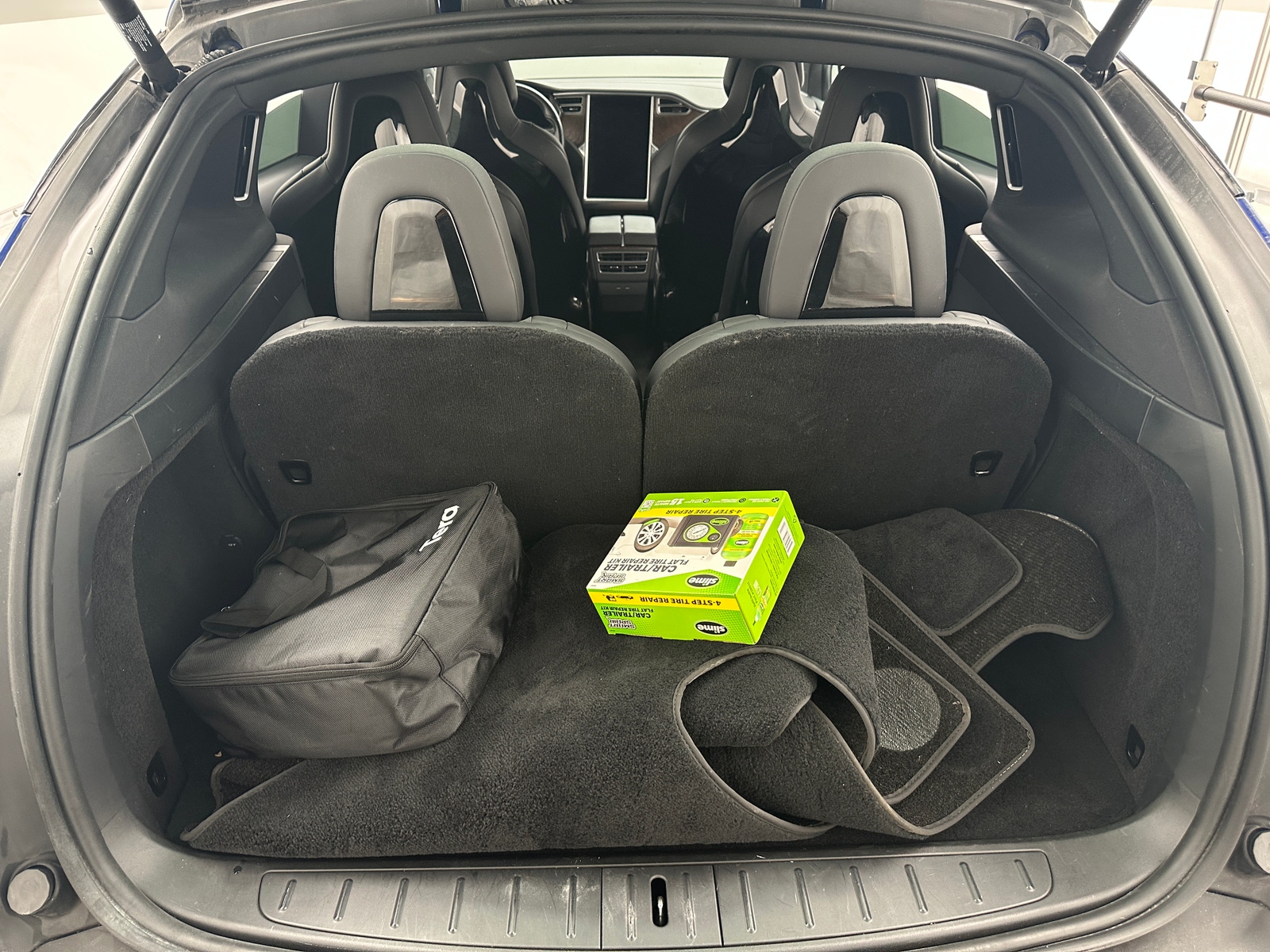 Thumbnail: 2016 Tesla Model X - 6
