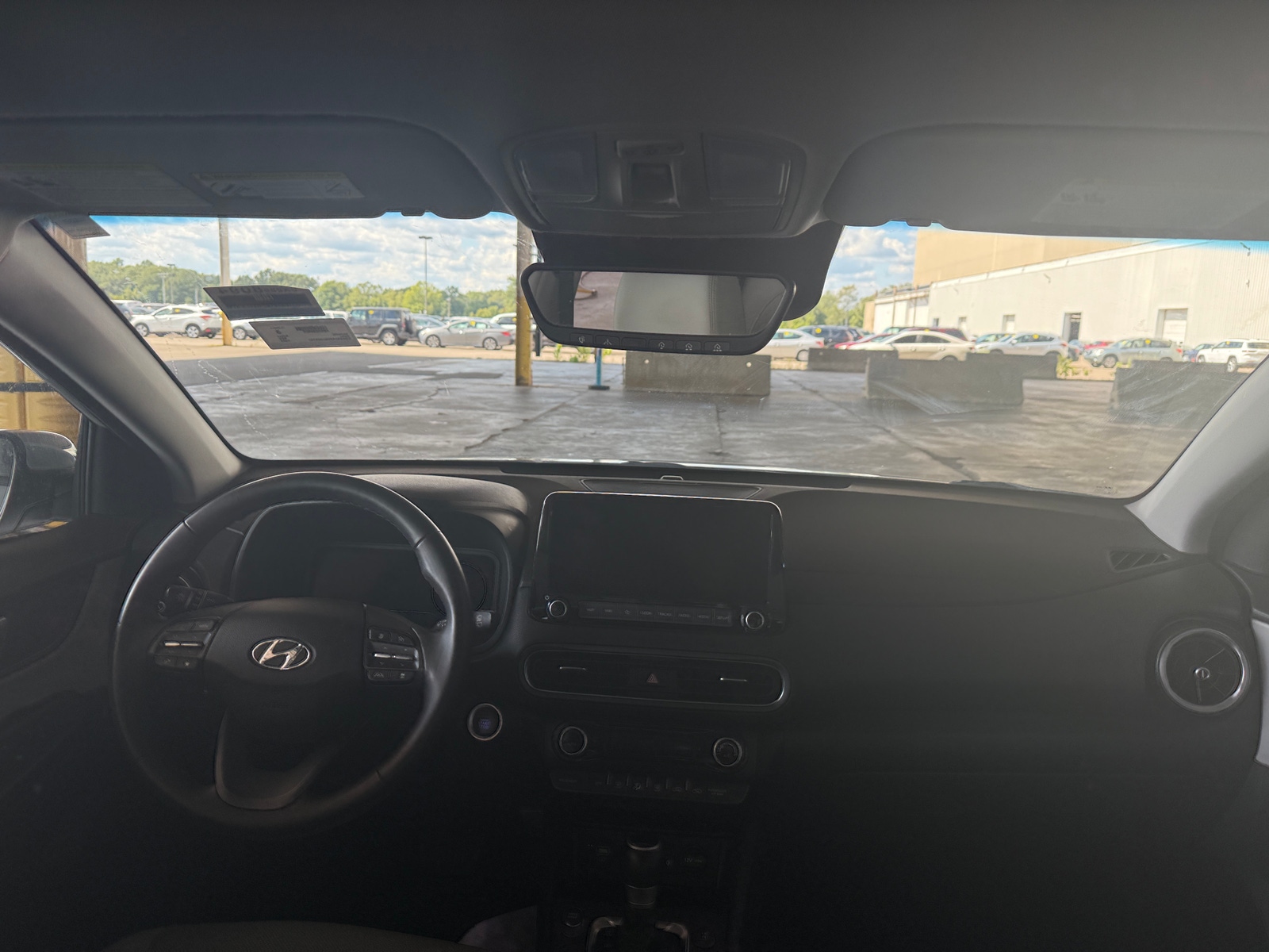 Thumbnail: 2022 Hyundai Kona - 2