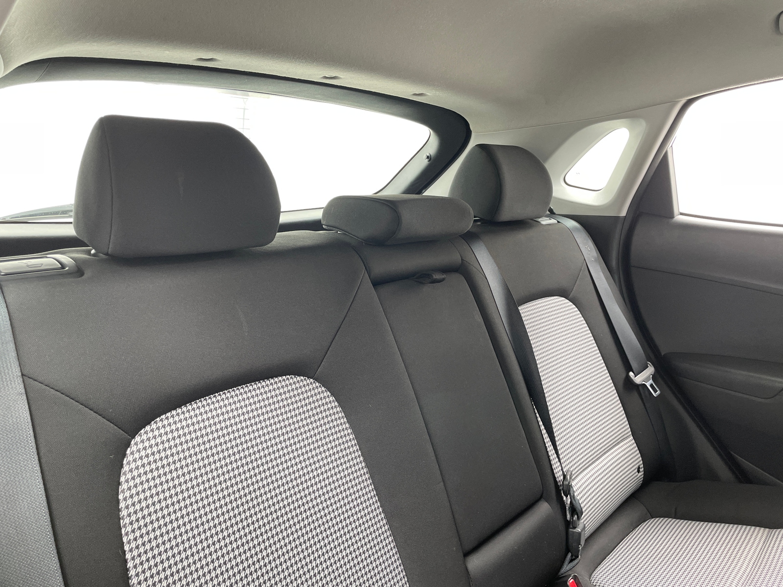 Thumbnail: 2021 Hyundai Kona - 6