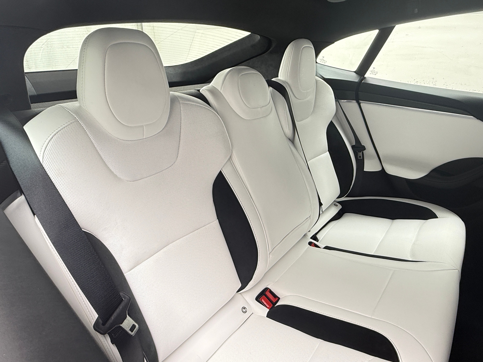 Thumbnail: 2025 Tesla Model S - 5