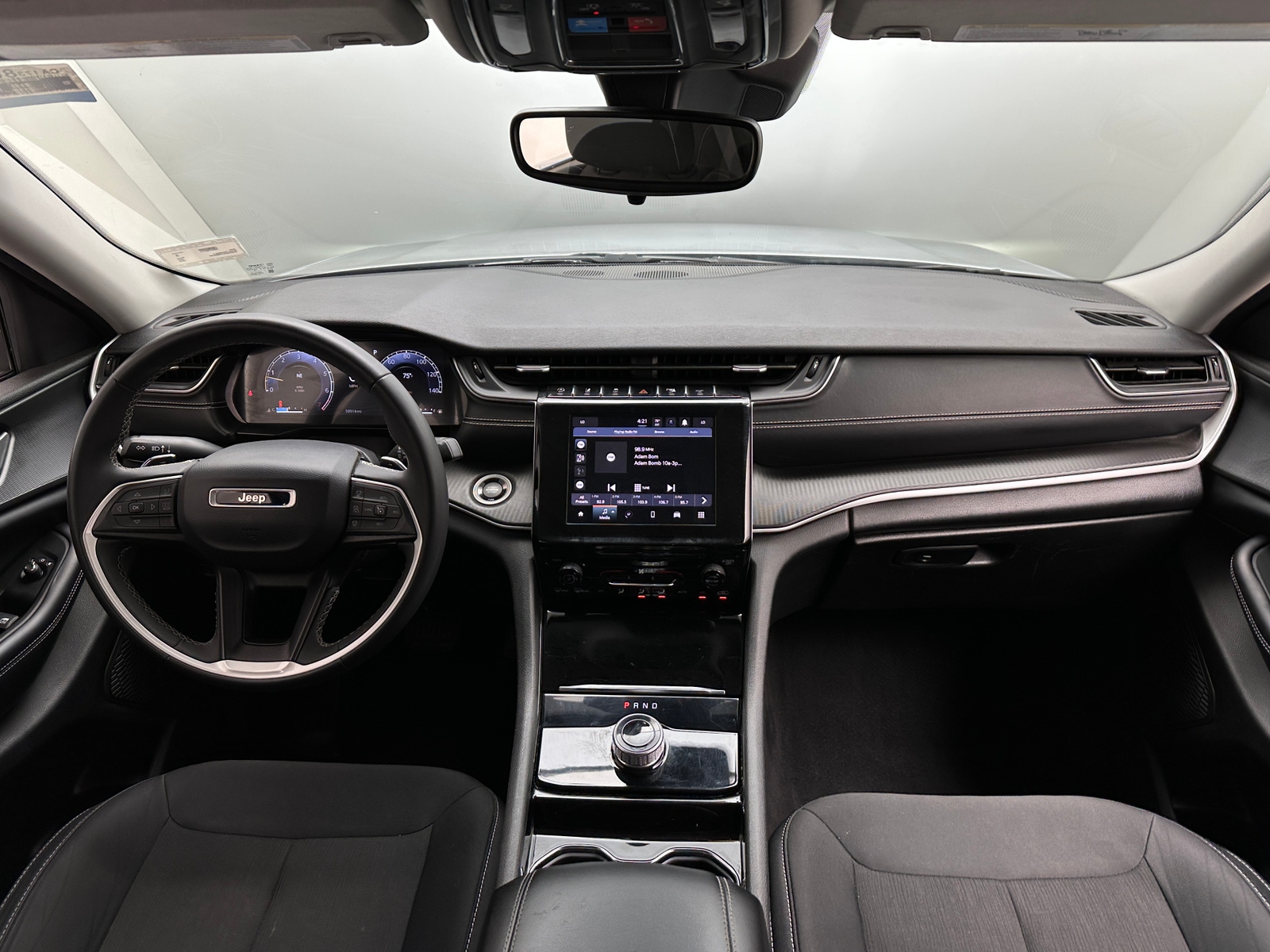 Thumbnail: 2023 Jeep Grand Cherokee L - 3