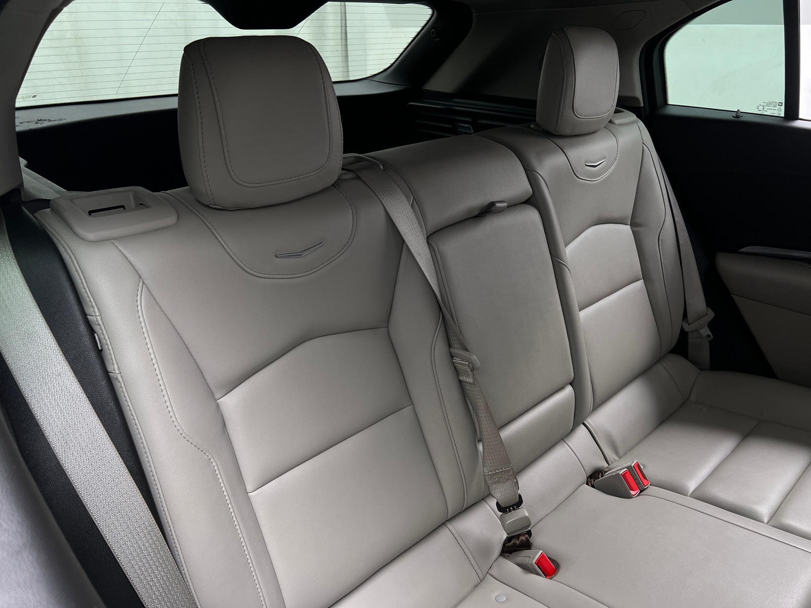 Thumbnail: 2023 Cadillac XT4 - 6