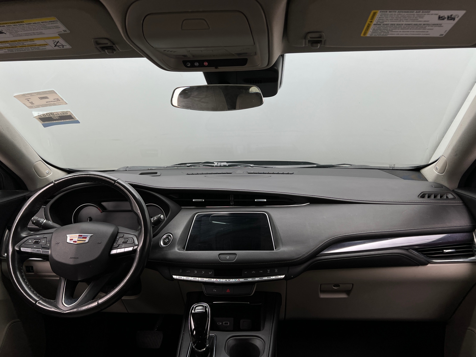 Thumbnail: 2023 Cadillac XT4 - 3