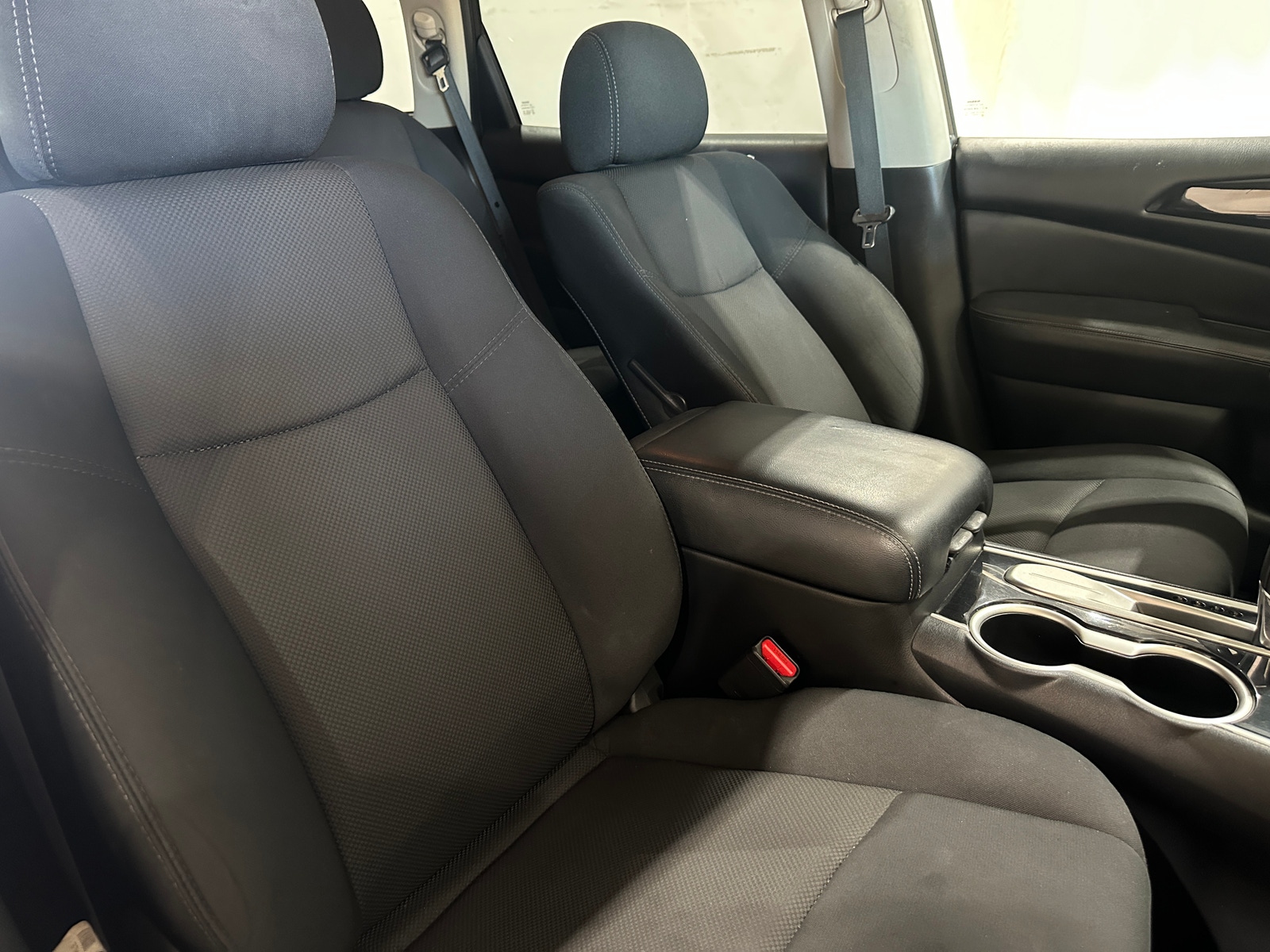 Thumbnail: 2018 Nissan Pathfinder - 2