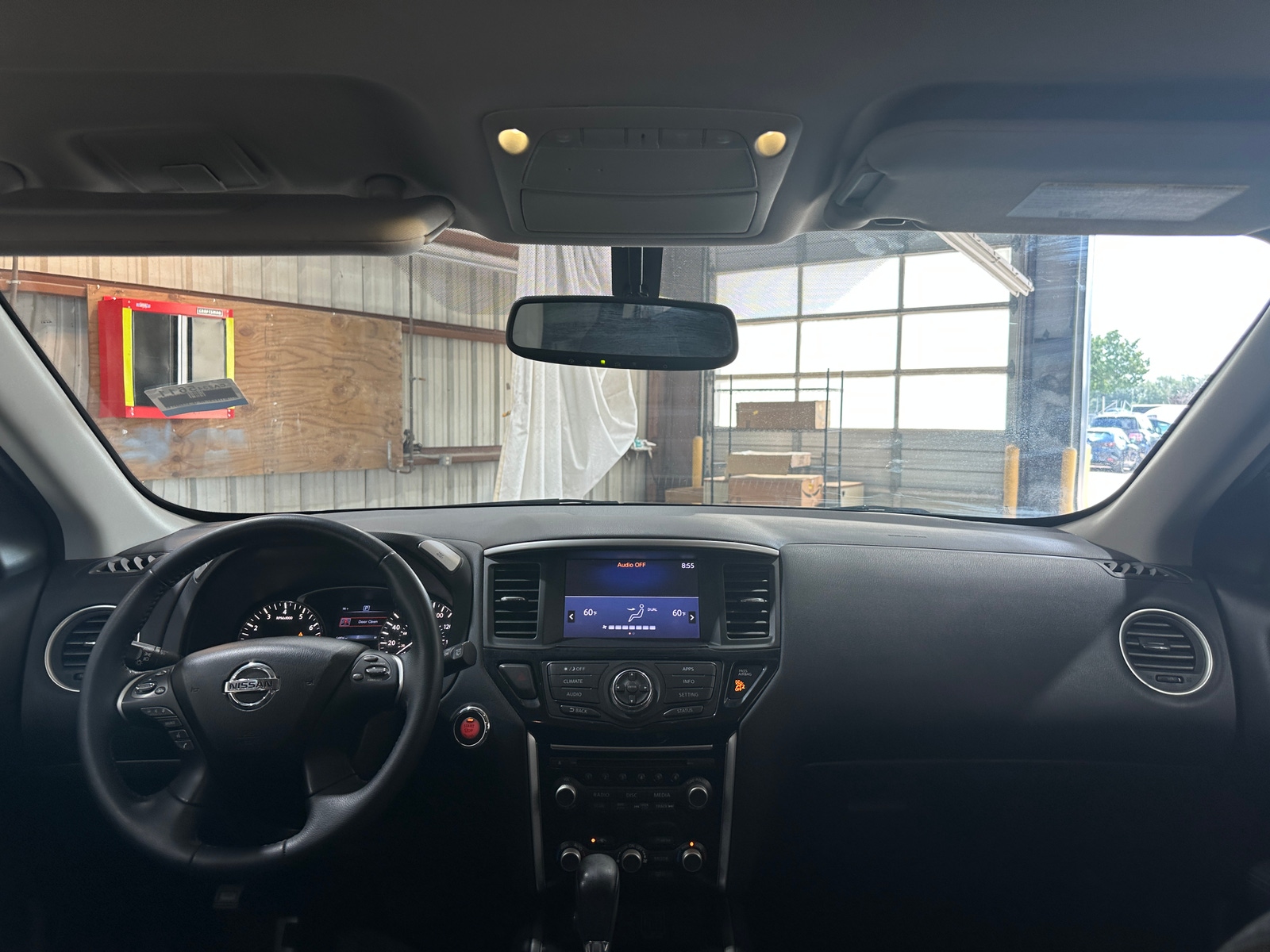 Thumbnail: 2018 Nissan Pathfinder - 3