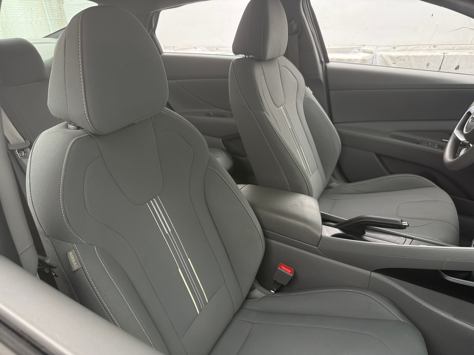 Thumbnail: 2022 Hyundai Elantra - 2