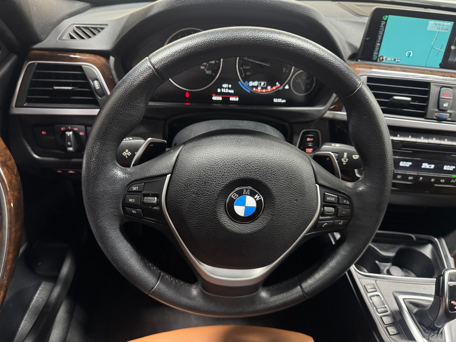 Thumbnail: 2016 BMW 3 Series - 4