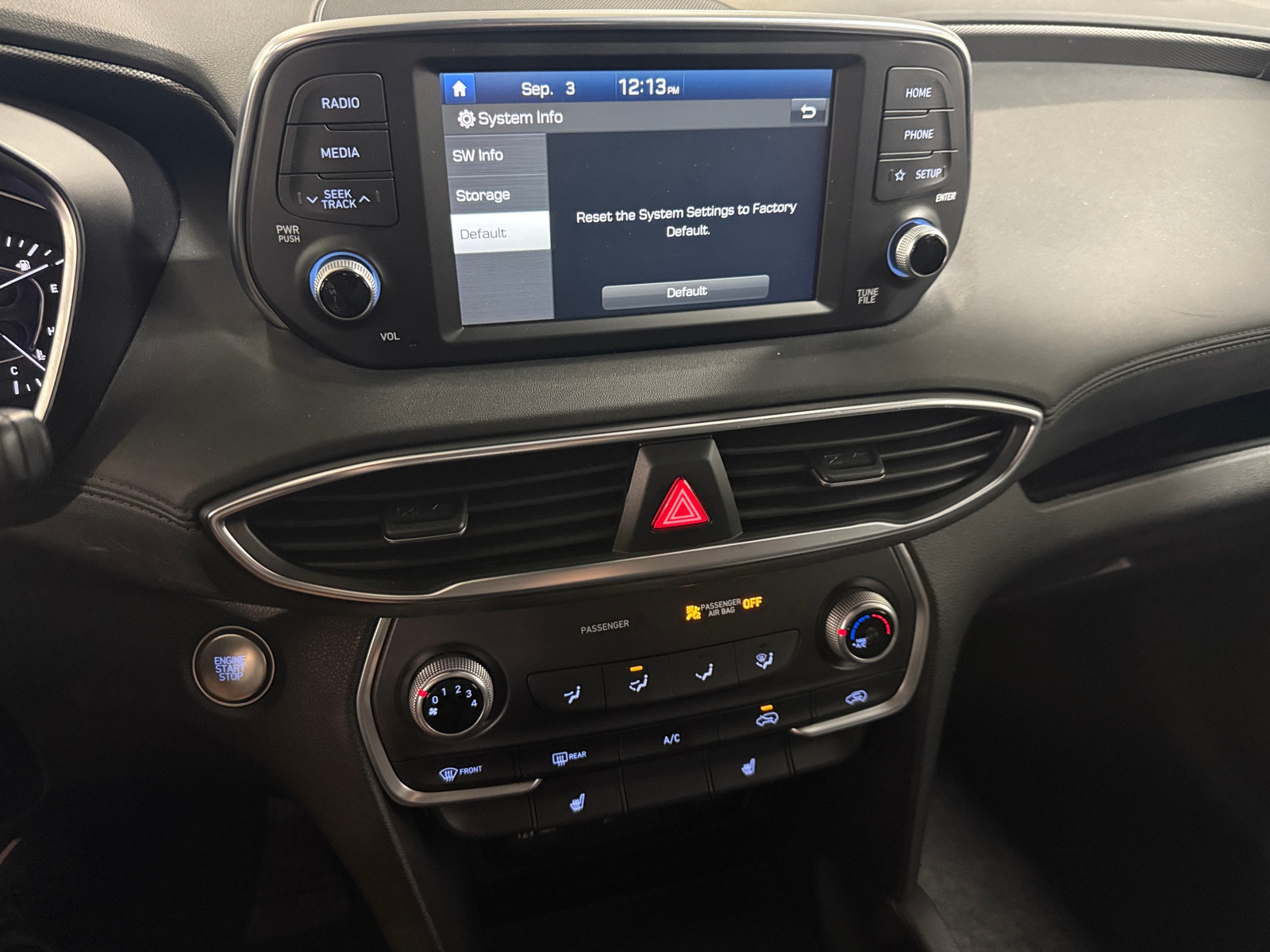 Thumbnail: 2019 Hyundai Santa Fe - 4