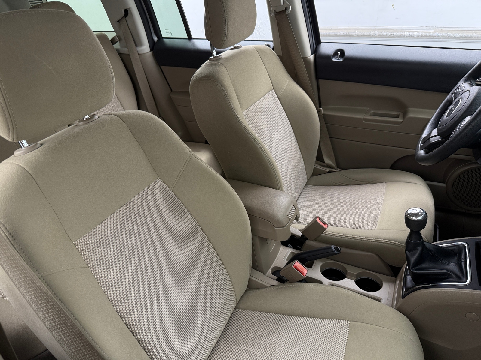 Thumbnail: 2017 Jeep Patriot - 2