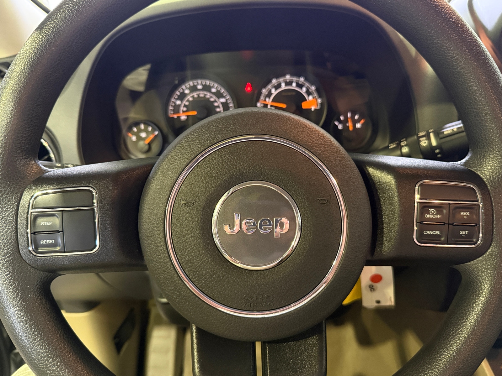 Thumbnail: 2017 Jeep Patriot - 5