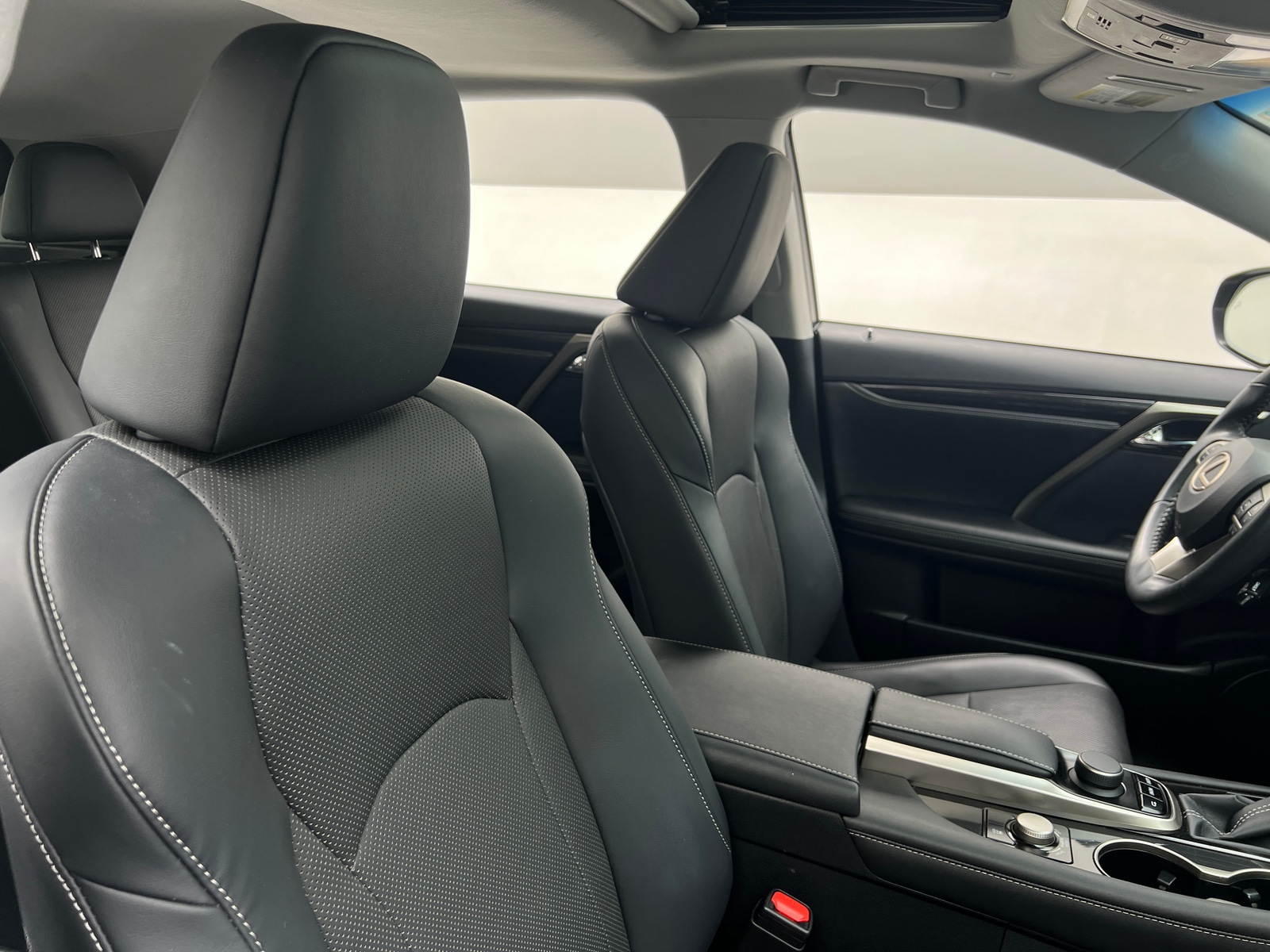 Thumbnail: 2019 Lexus RX - 2