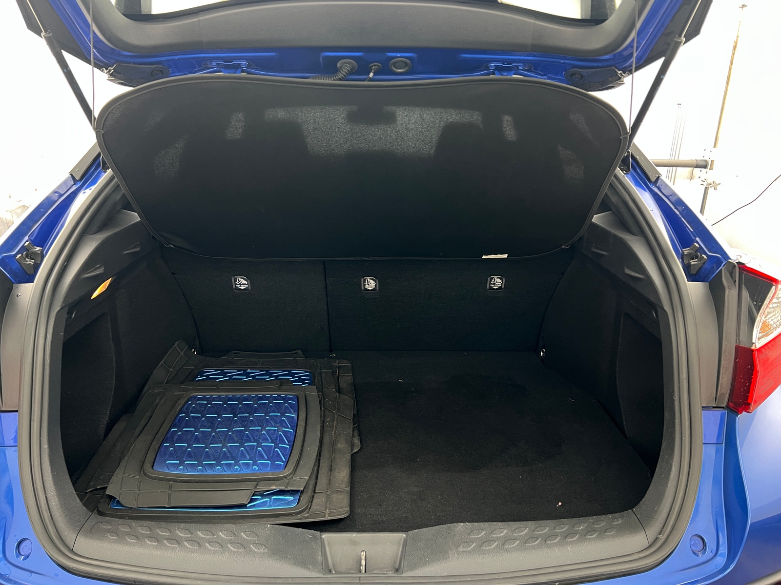 Thumbnail: 2019 Toyota C-HR - 7