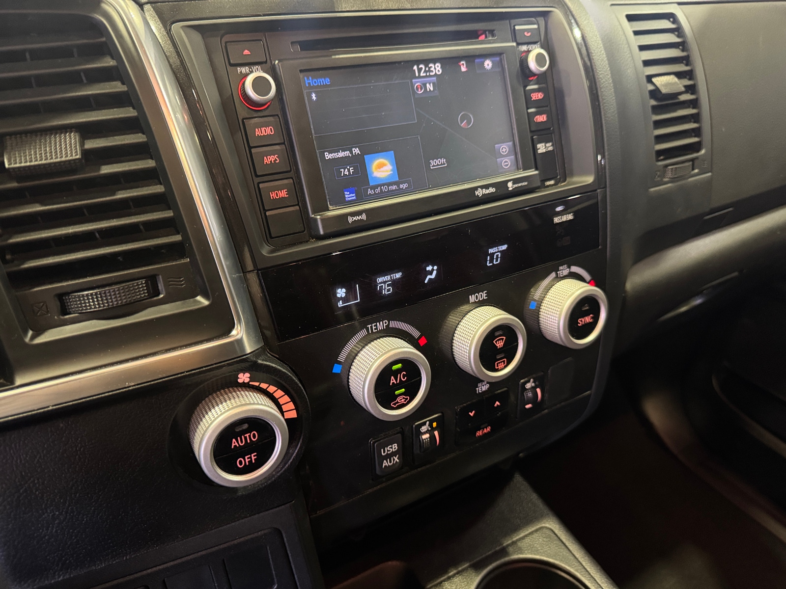 Thumbnail: 2019 Toyota Sequoia - 3