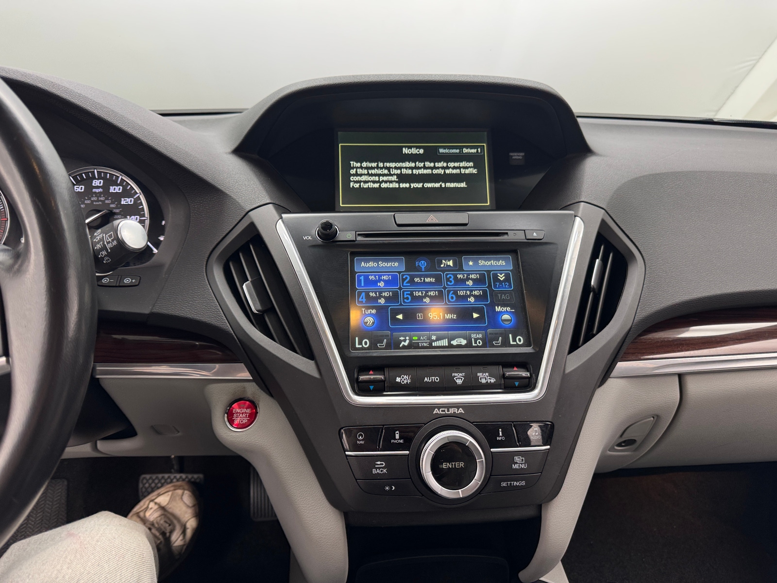 Thumbnail: 2015 Acura MDX - 3