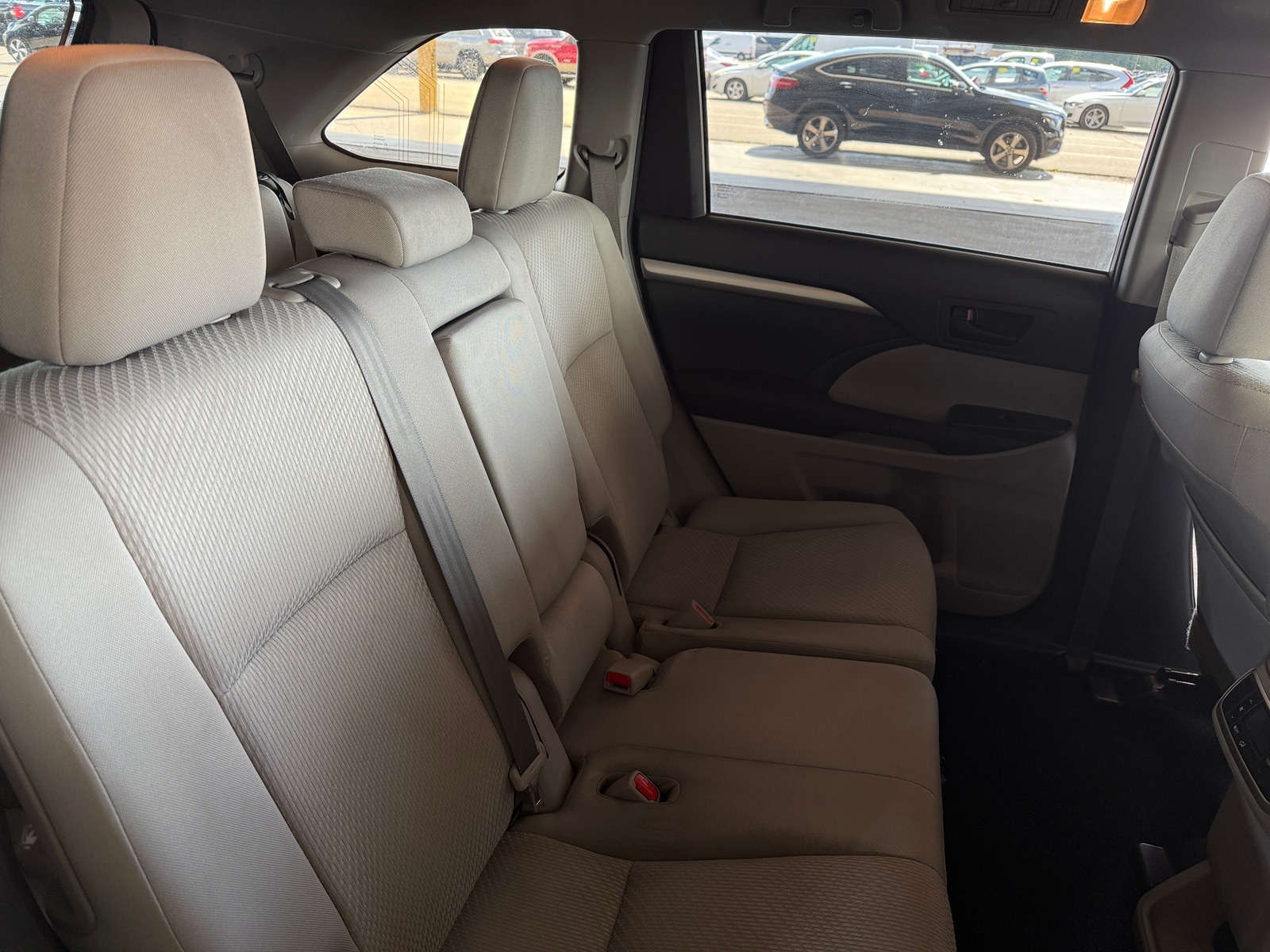 Thumbnail: 2019 Toyota Highlander - 6