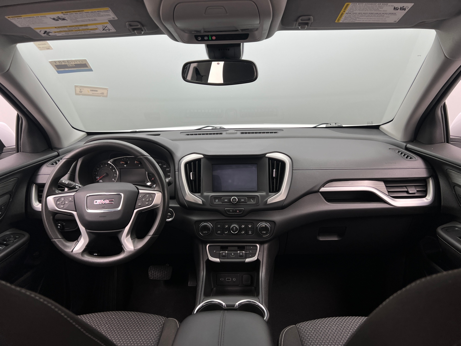 Thumbnail: 2023 GMC Terrain - 3