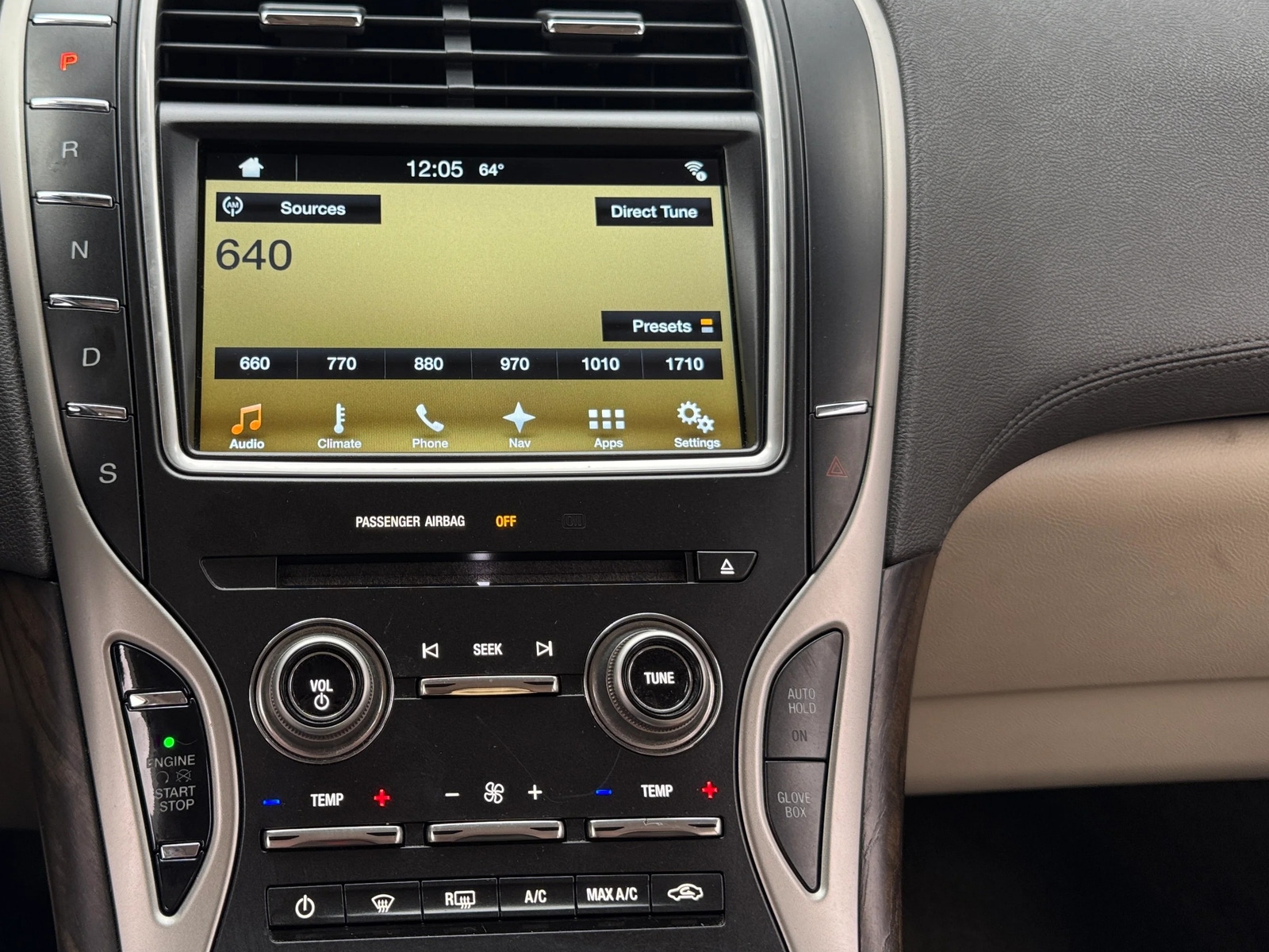 Thumbnail: 2016 Lincoln MKX - 3