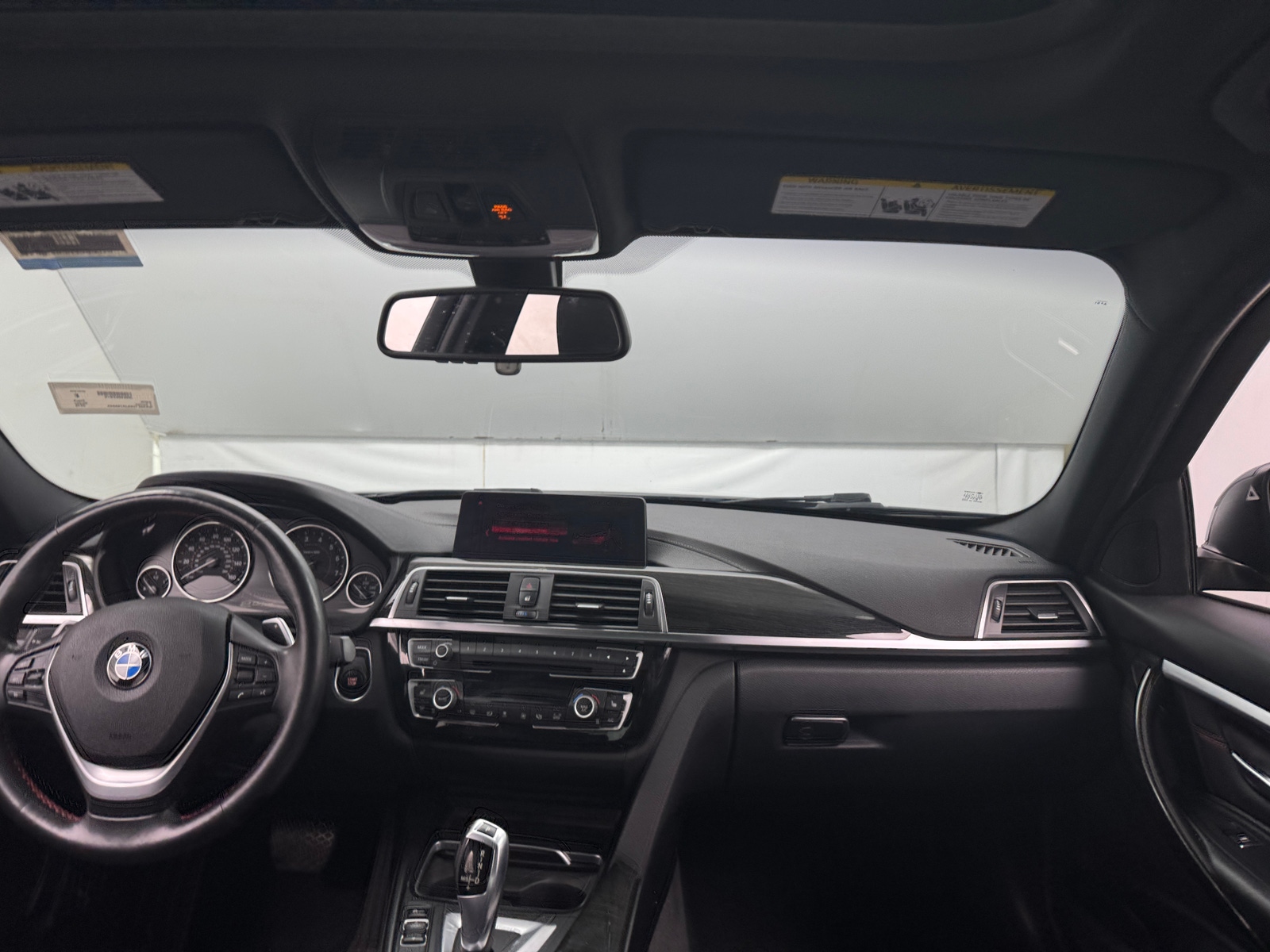 Thumbnail: 2018 BMW 3 Series - 2