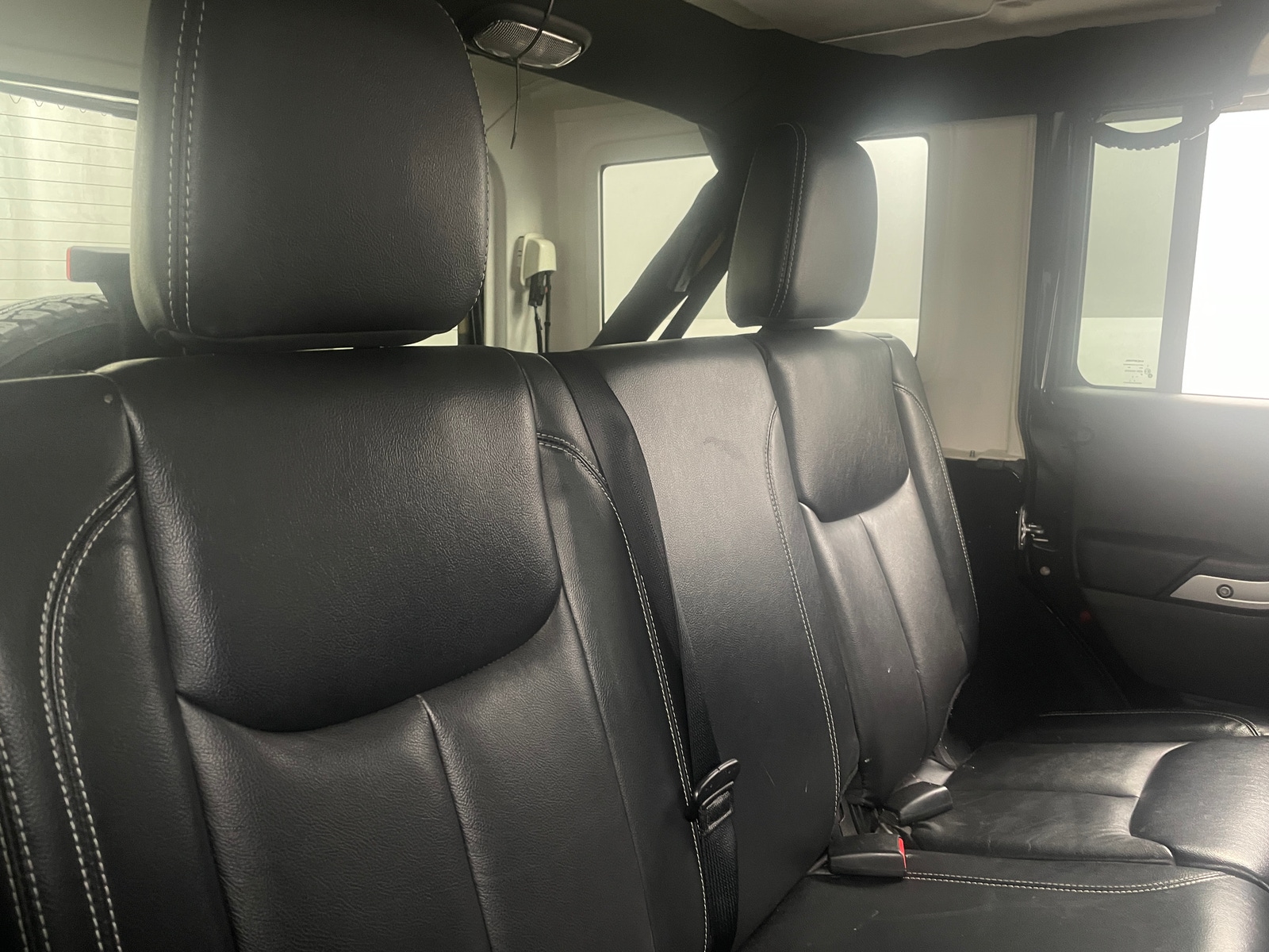 Thumbnail: 2013 Jeep Wrangler - 6
