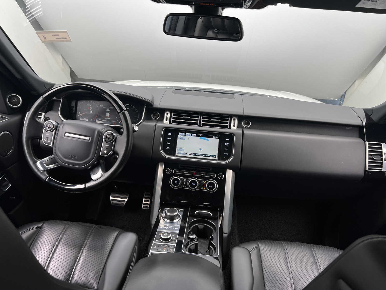 Thumbnail: 2015 Land Rover Range Rover - 2
