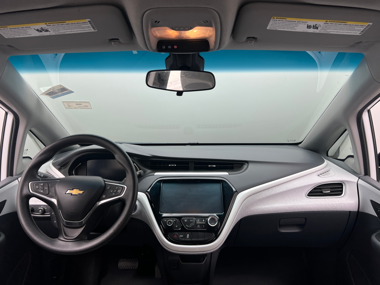 Thumbnail: 2017 Chevrolet Bolt EV - 3