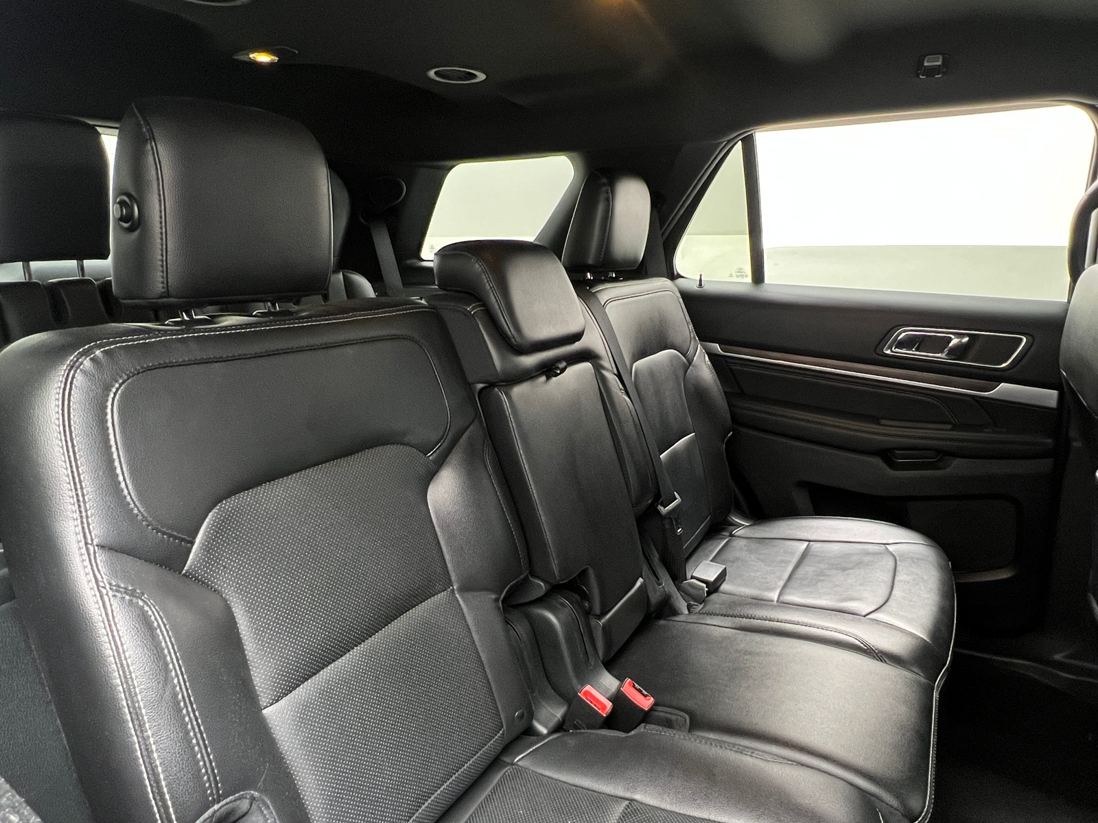 Thumbnail: 2019 Ford Explorer - 5