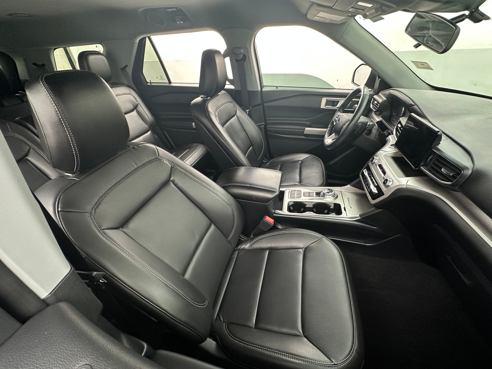 Thumbnail: 2020 Ford Explorer - 2