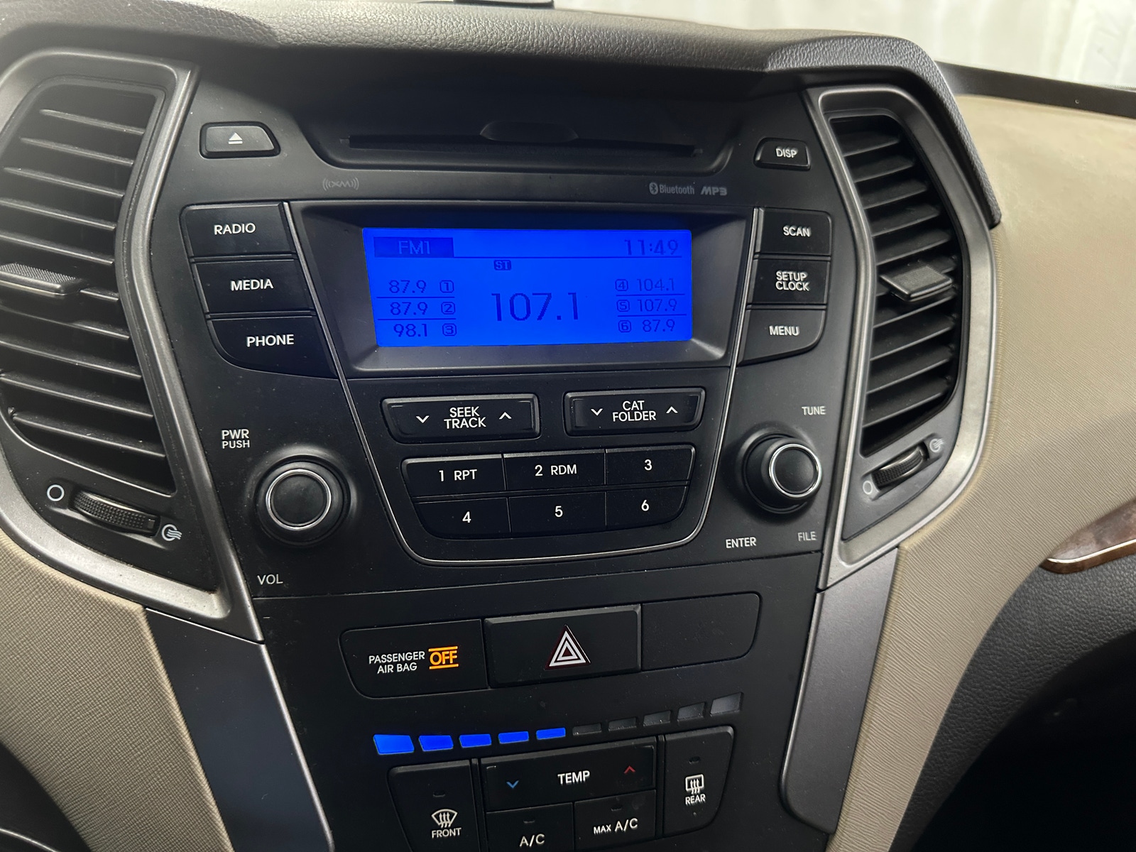Thumbnail: 2013 Hyundai Santa Fe - 4