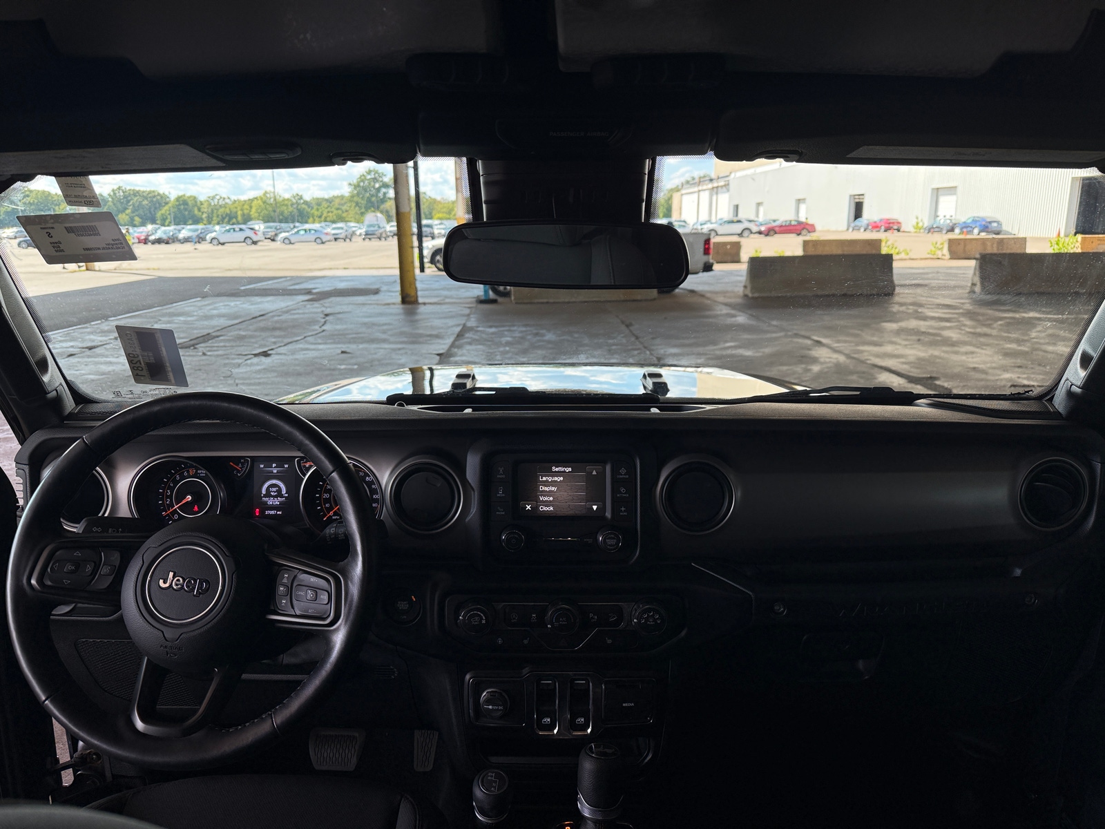 Thumbnail: 2020 Jeep Wrangler - 3