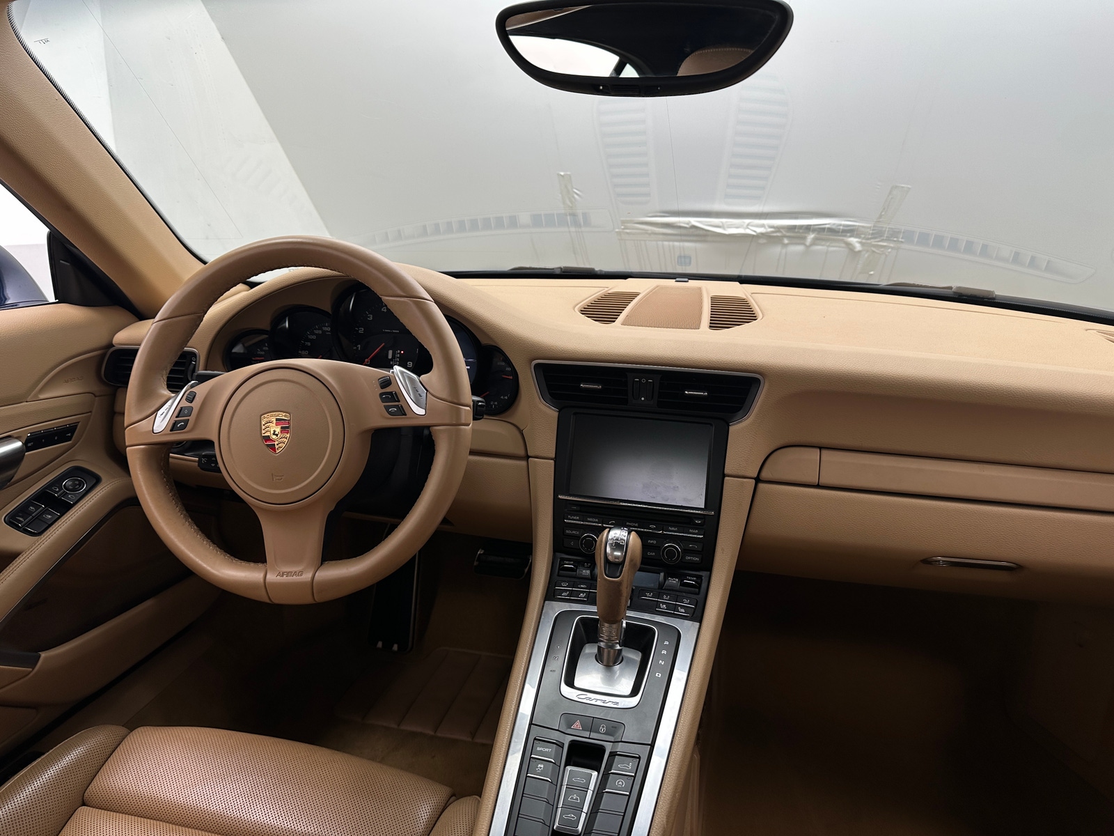 Thumbnail: 2015 Porsche 911 - 2