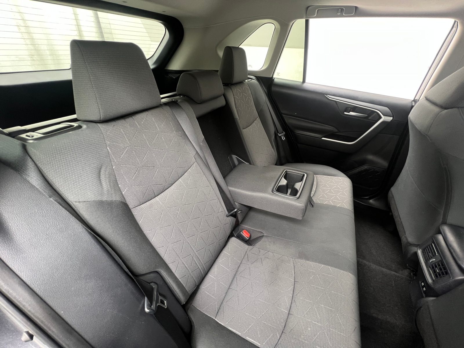 Thumbnail: 2019 Toyota RAV4 - 6