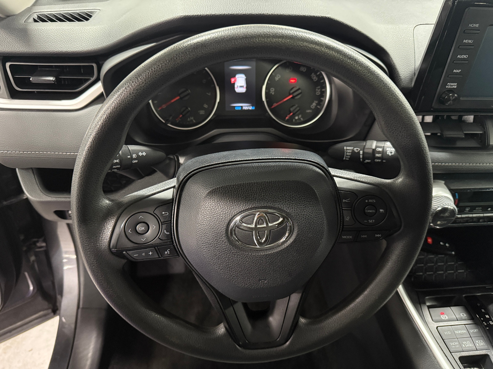 Thumbnail: 2019 Toyota RAV4 - 5
