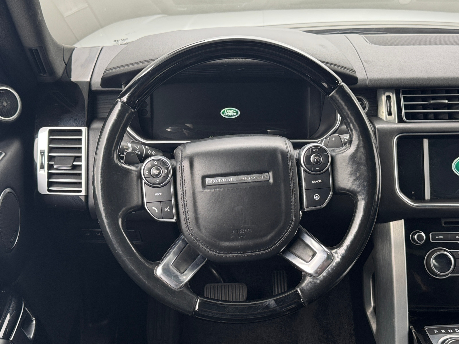 Thumbnail: 2016 Land Rover Range Rover - 4