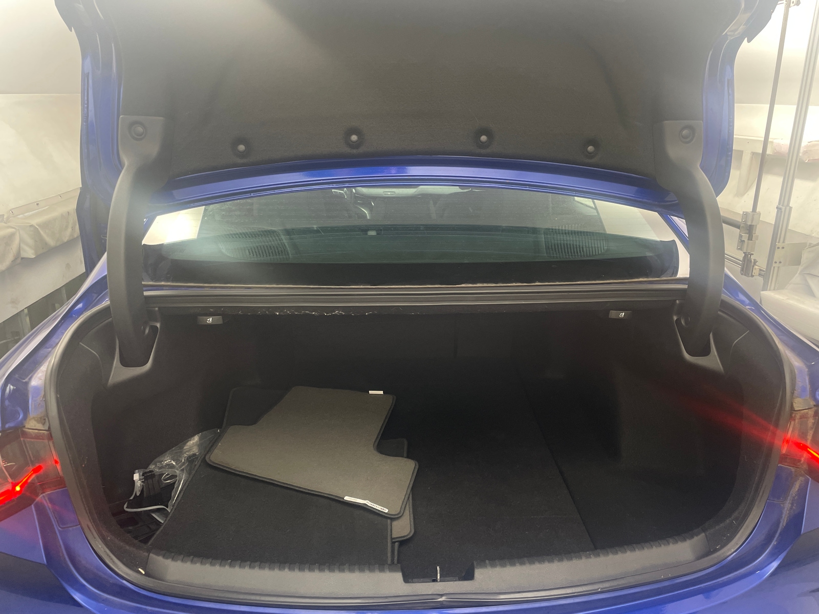 Thumbnail: 2023 Acura TLX - 7