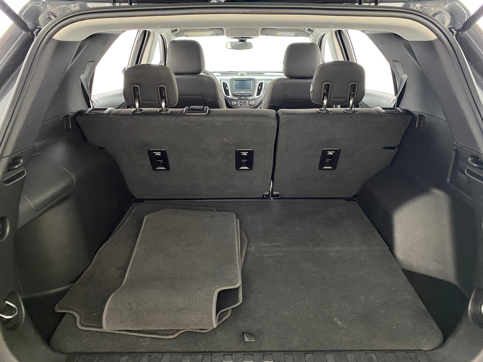 Thumbnail: 2018 Chevrolet Equinox - 7