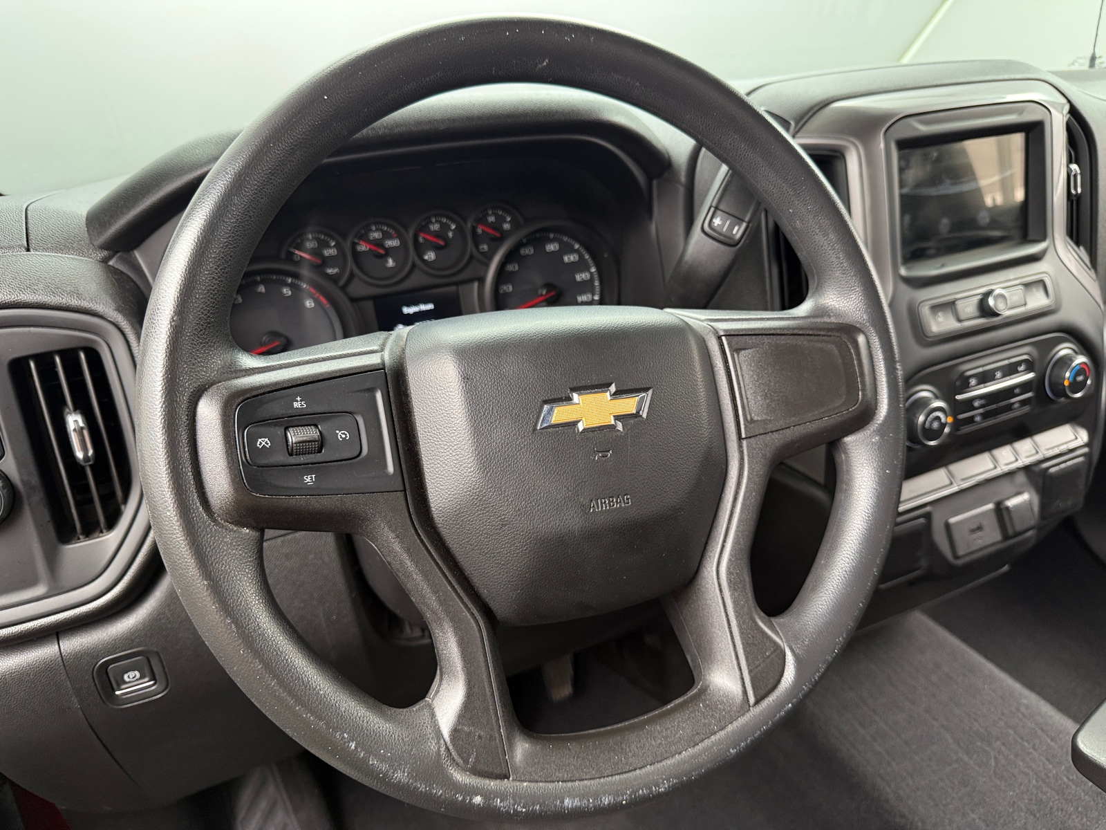 Thumbnail: 2019 Chevrolet Silverado 1500 - 5