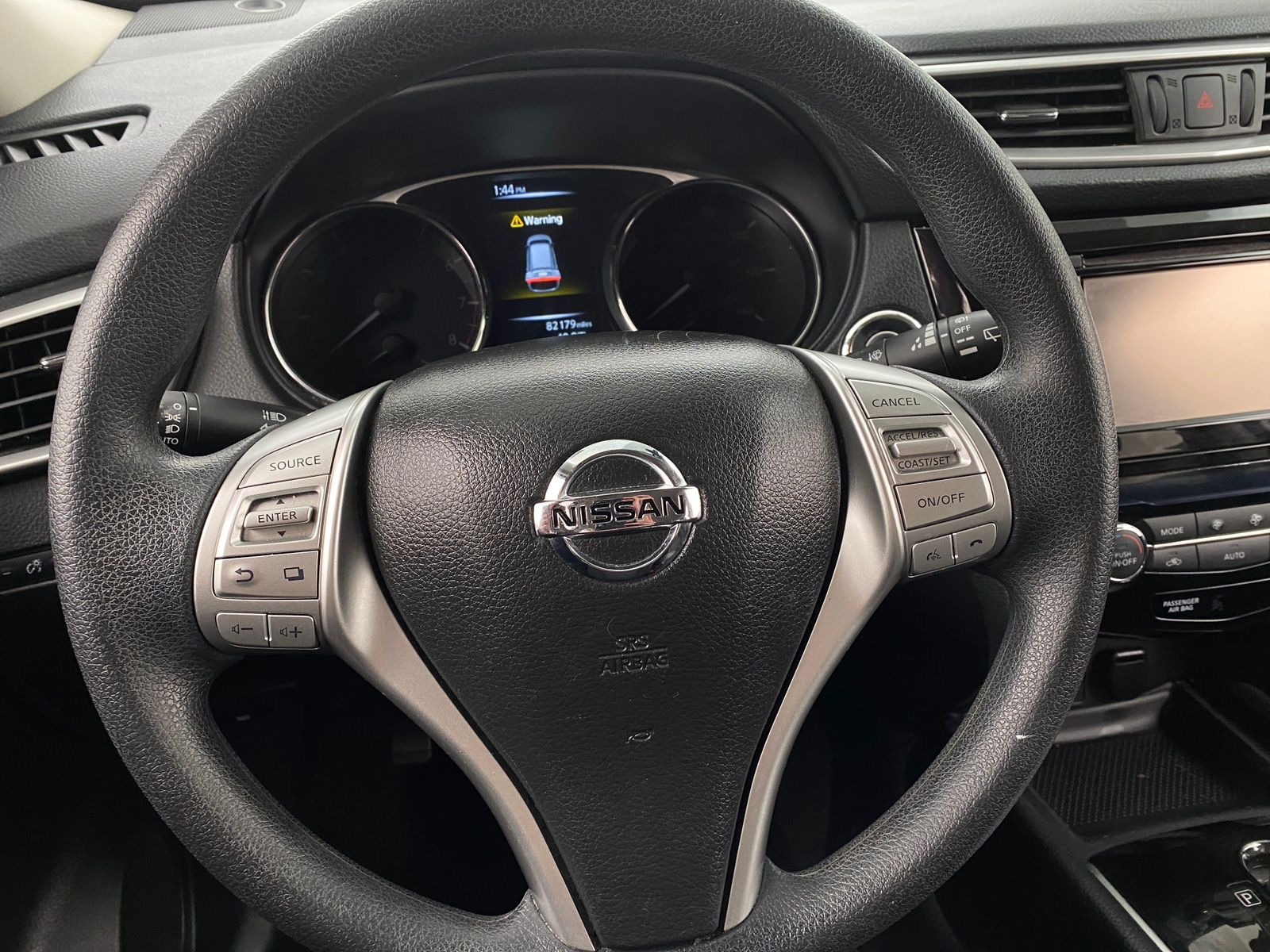 Thumbnail: 2015 Nissan Rogue - 5