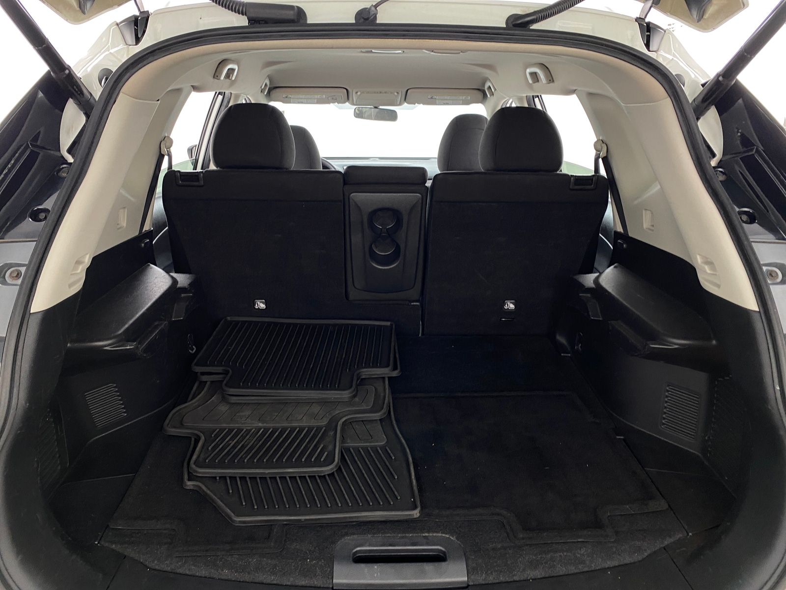 Thumbnail: 2015 Nissan Rogue - 7