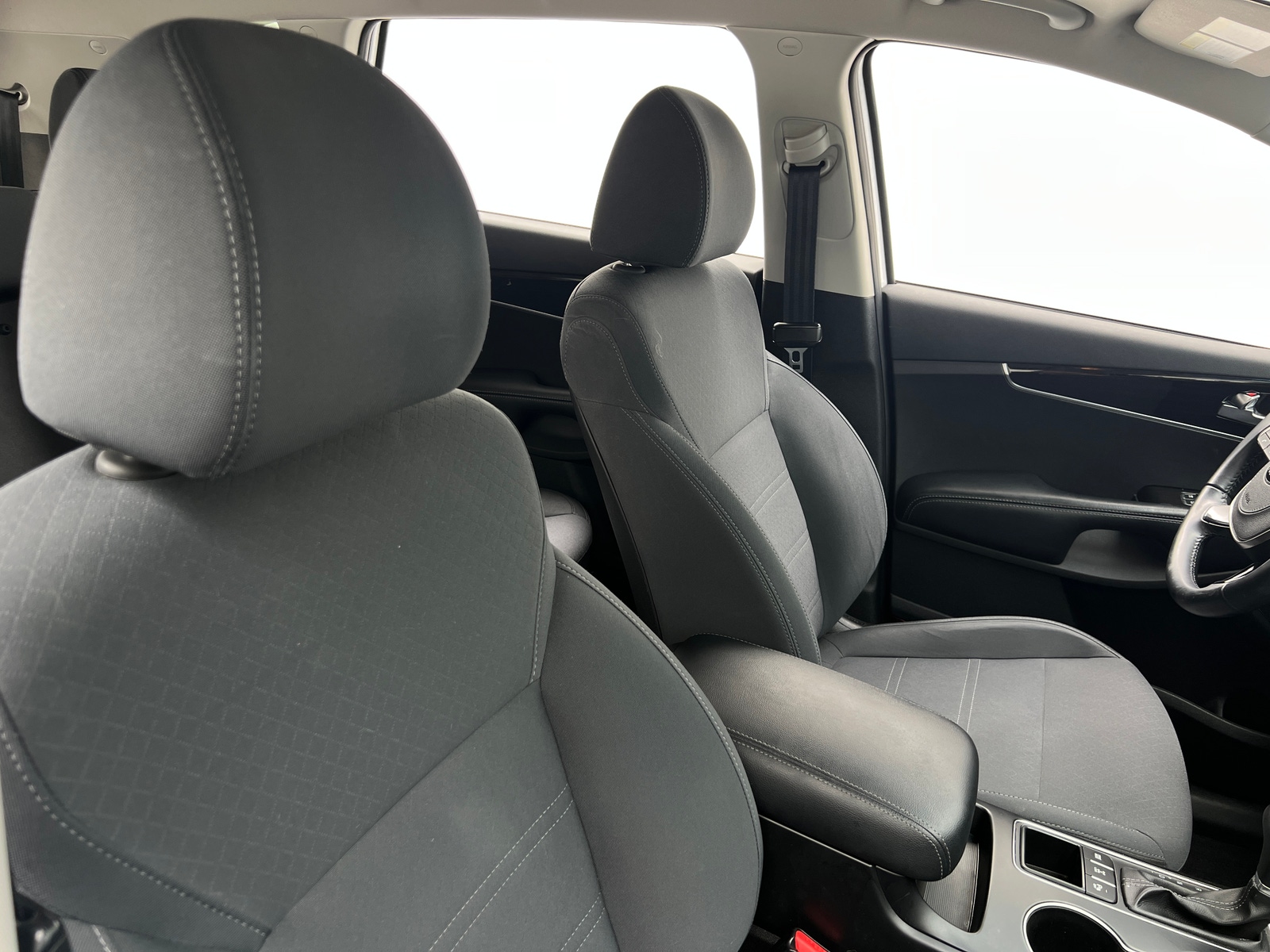 Thumbnail: 2019 Kia Sorento - 2