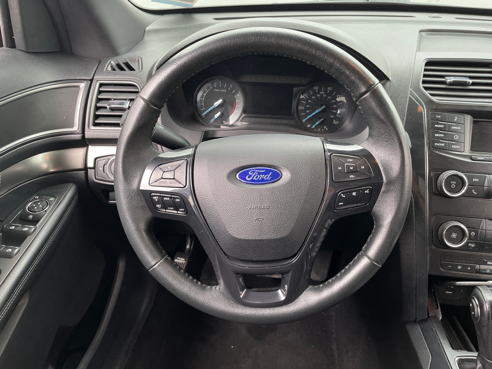 Thumbnail: 2018 Ford Explorer - 5