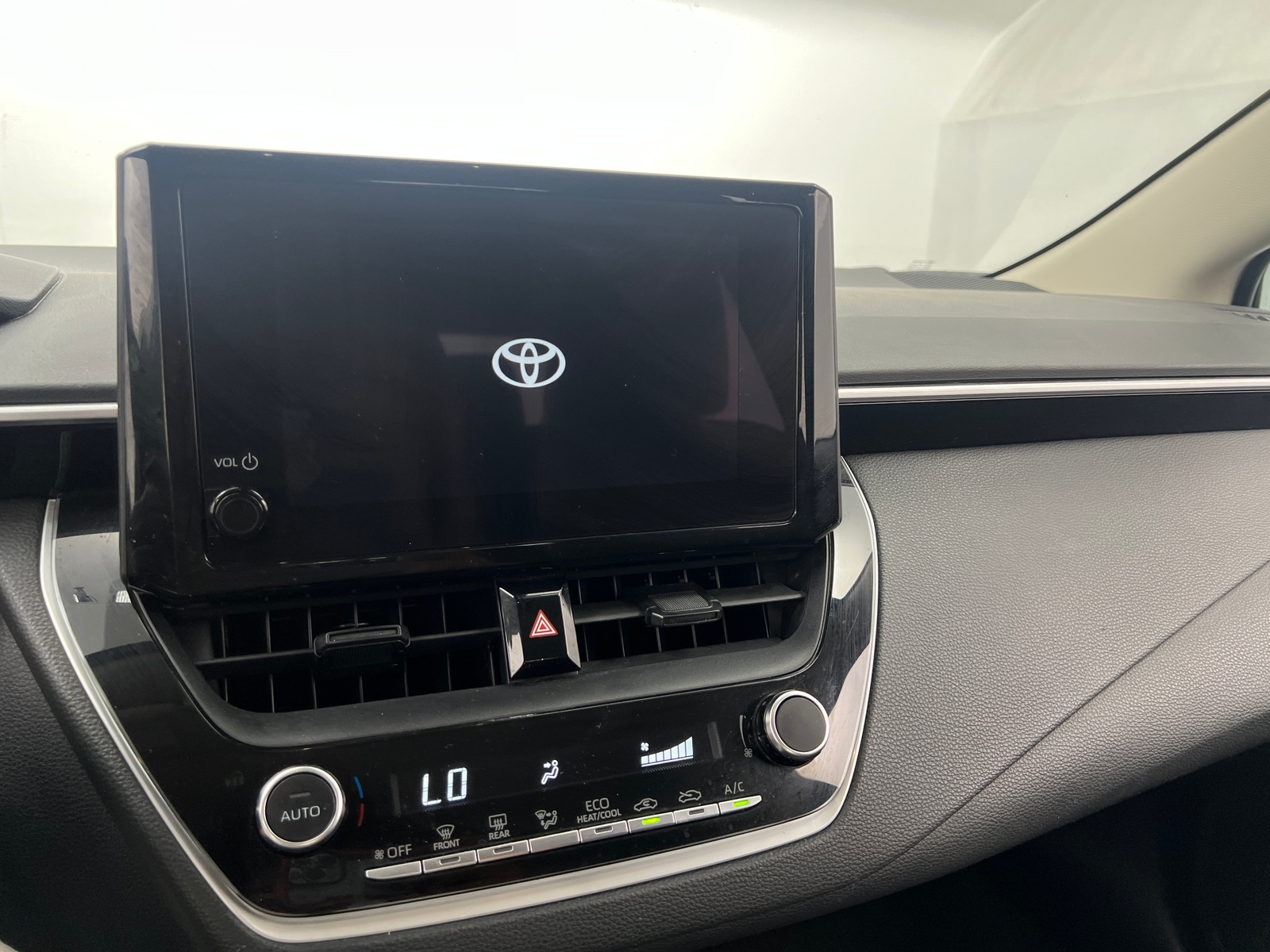 Thumbnail: 2023 Toyota Corolla - 4