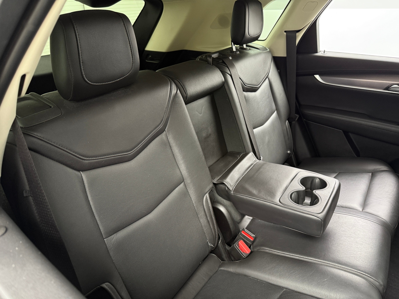 Thumbnail: 2019 Cadillac XT5 - 5