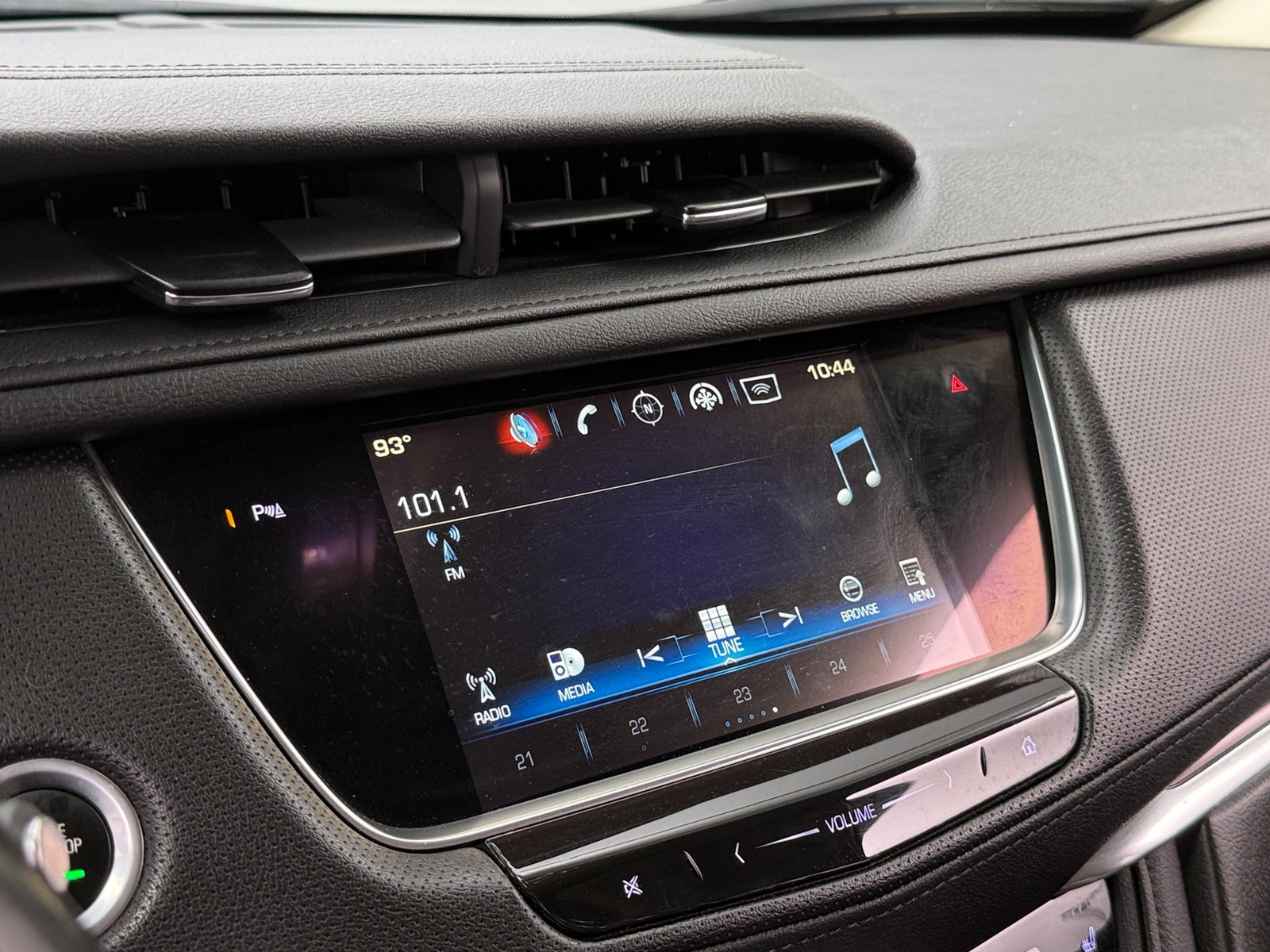 Thumbnail: 2019 Cadillac XT5 - 3