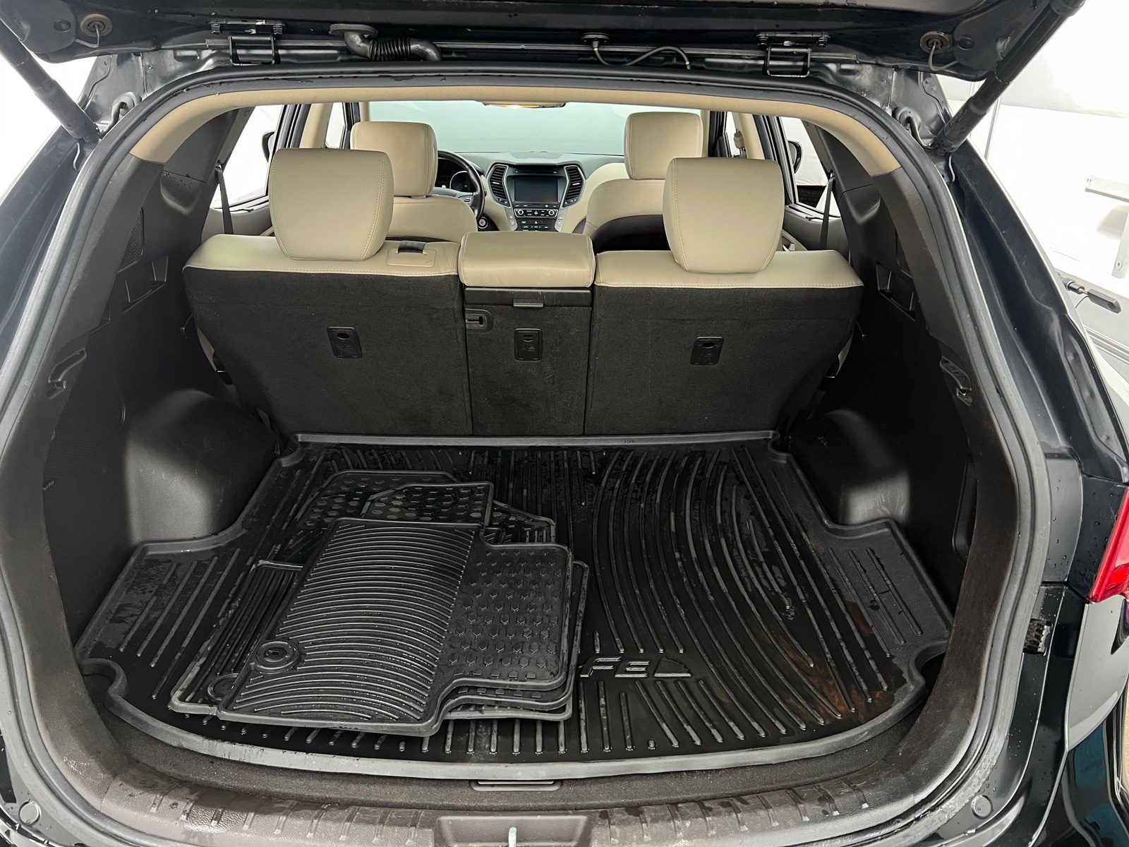 Thumbnail: 2018 Hyundai Santa Fe - 6