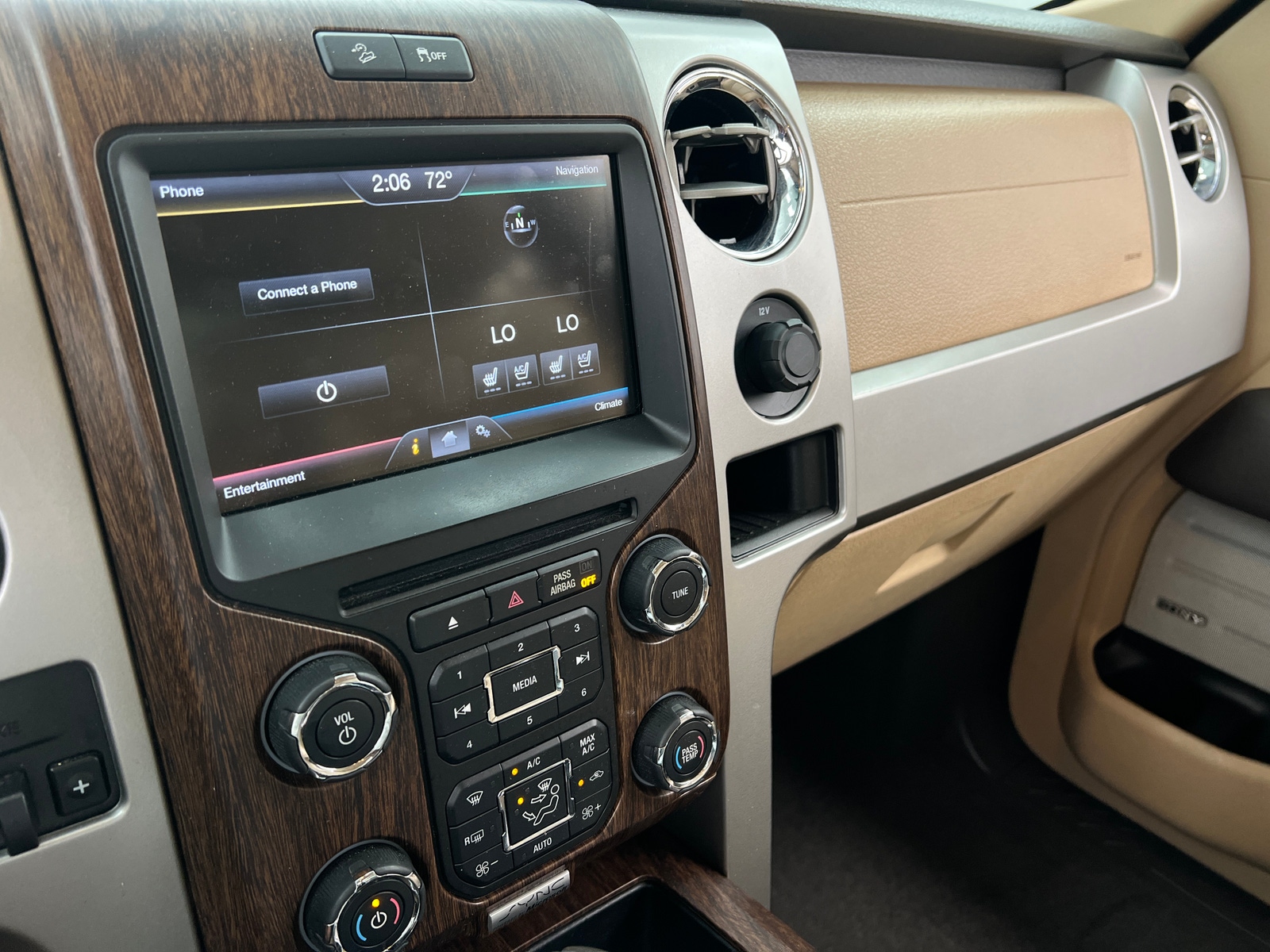 Thumbnail: 2013 Ford Econoline - 3