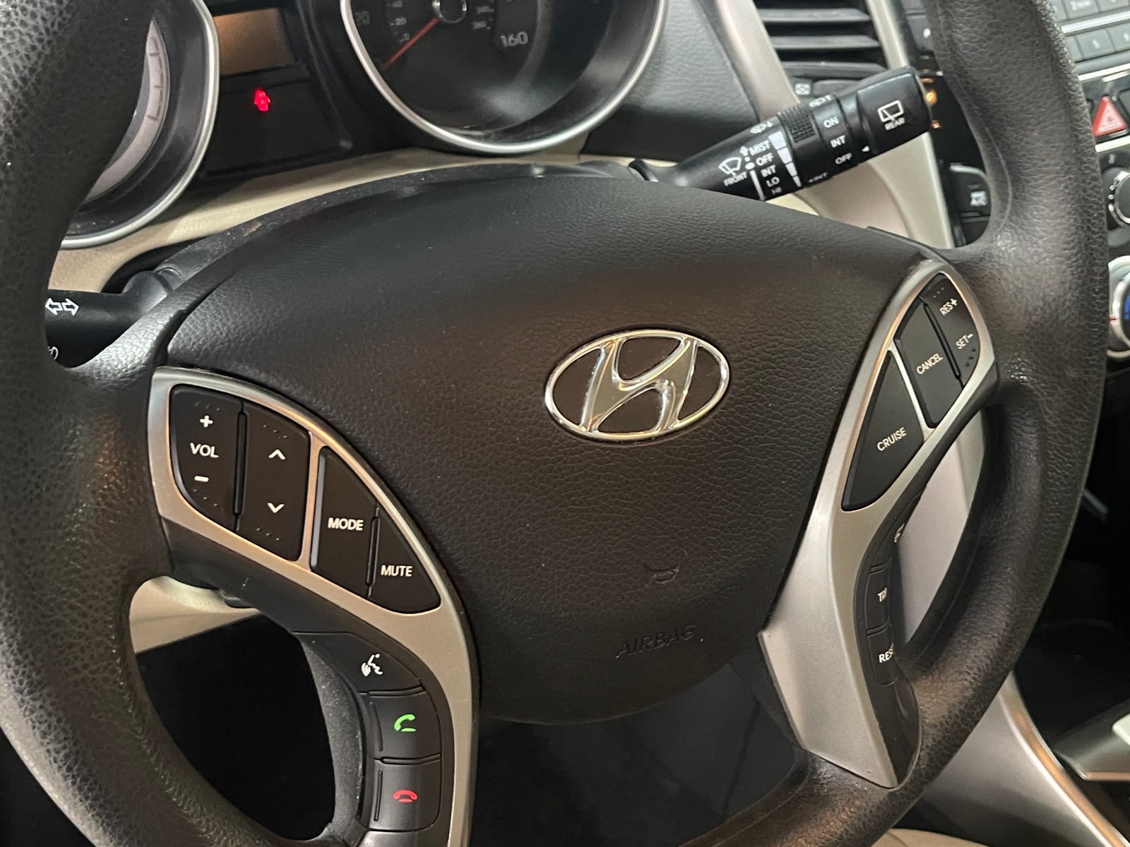 Thumbnail: 2013 Hyundai Elantra - 5