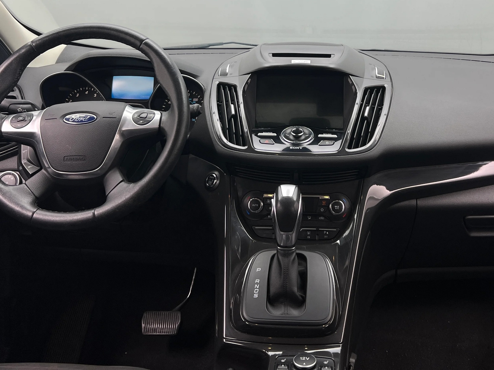 Thumbnail: 2016 Ford Escape - 2