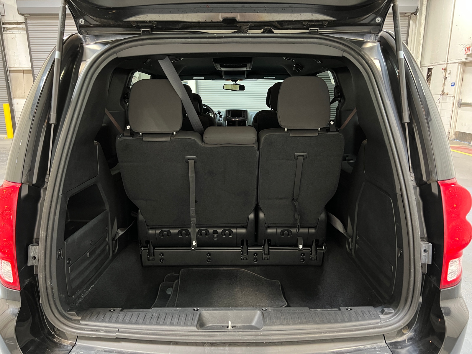 Thumbnail: 2018 Dodge Grand Caravan - 7